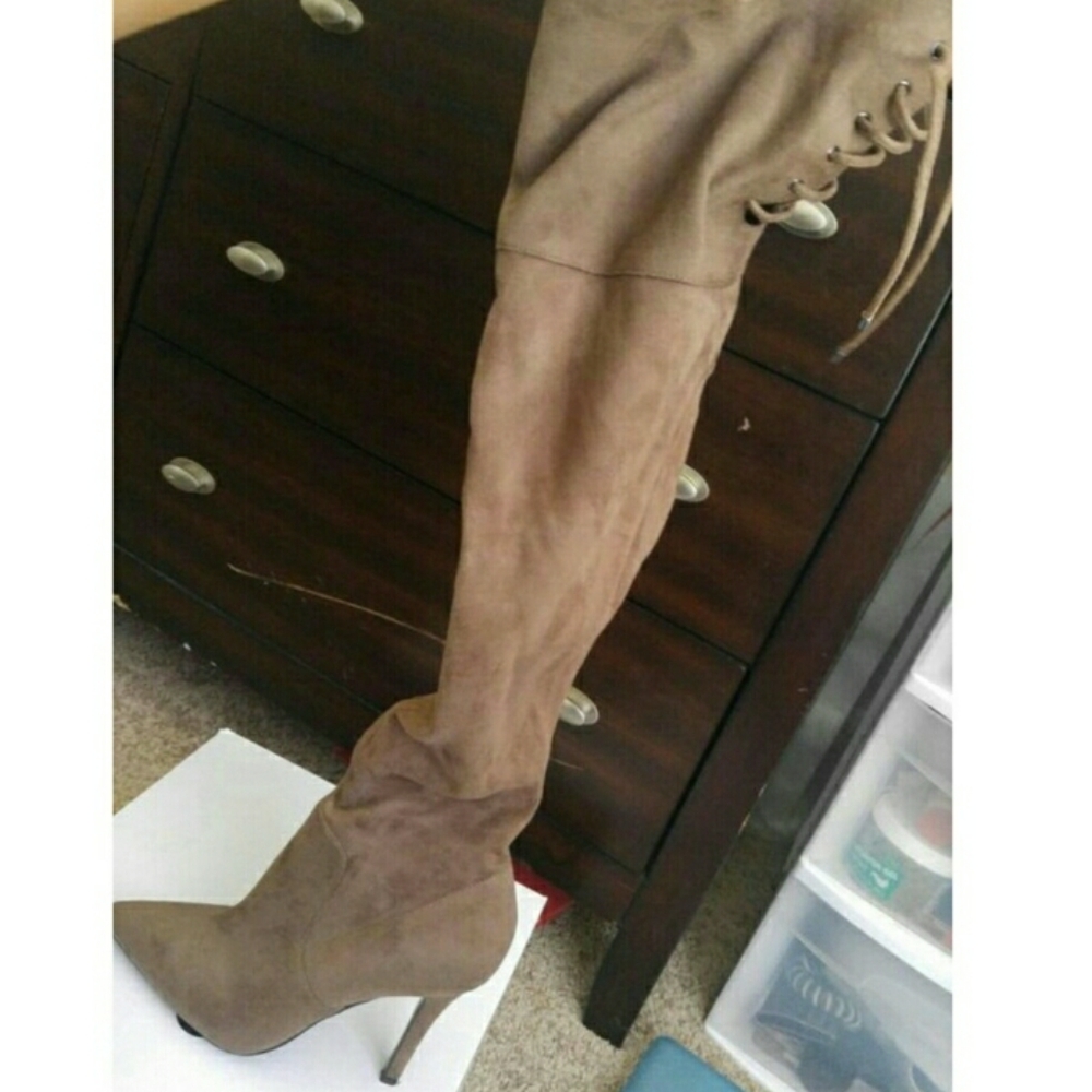 Aldo over the knee heel boots size 7 Taupe